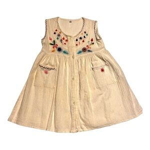 Embroidered cotton gauze sleeveless button front smocked dress pockets girls sz4